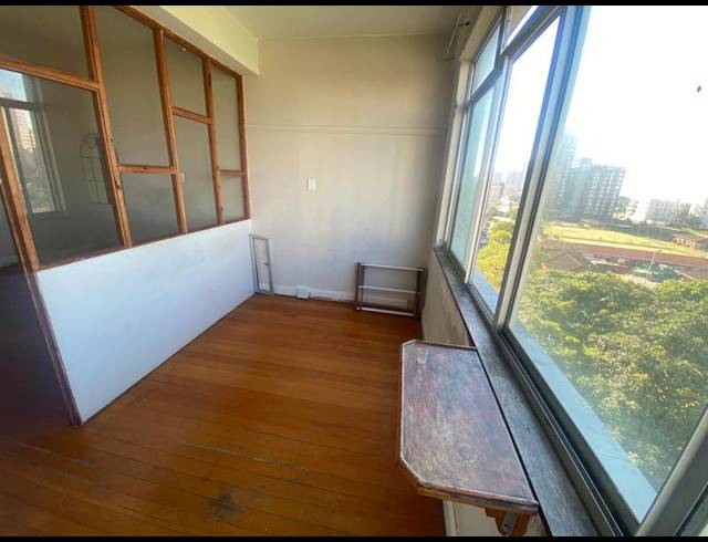 1 BEDROOM PROPERTY TO RENT IN NORTH BEACH